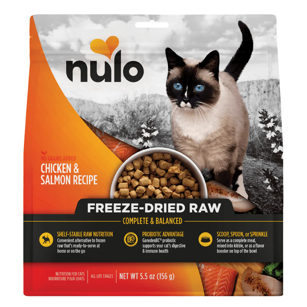 Nulo Freeze-Dried Raw Chicken & Salmon for Cats